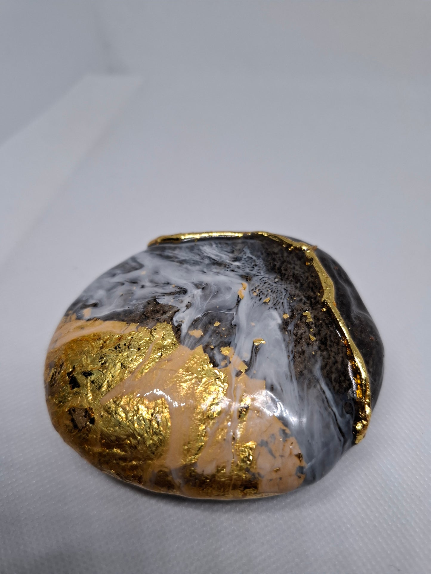 Resin Crystal Rocks; small, gold & white collection