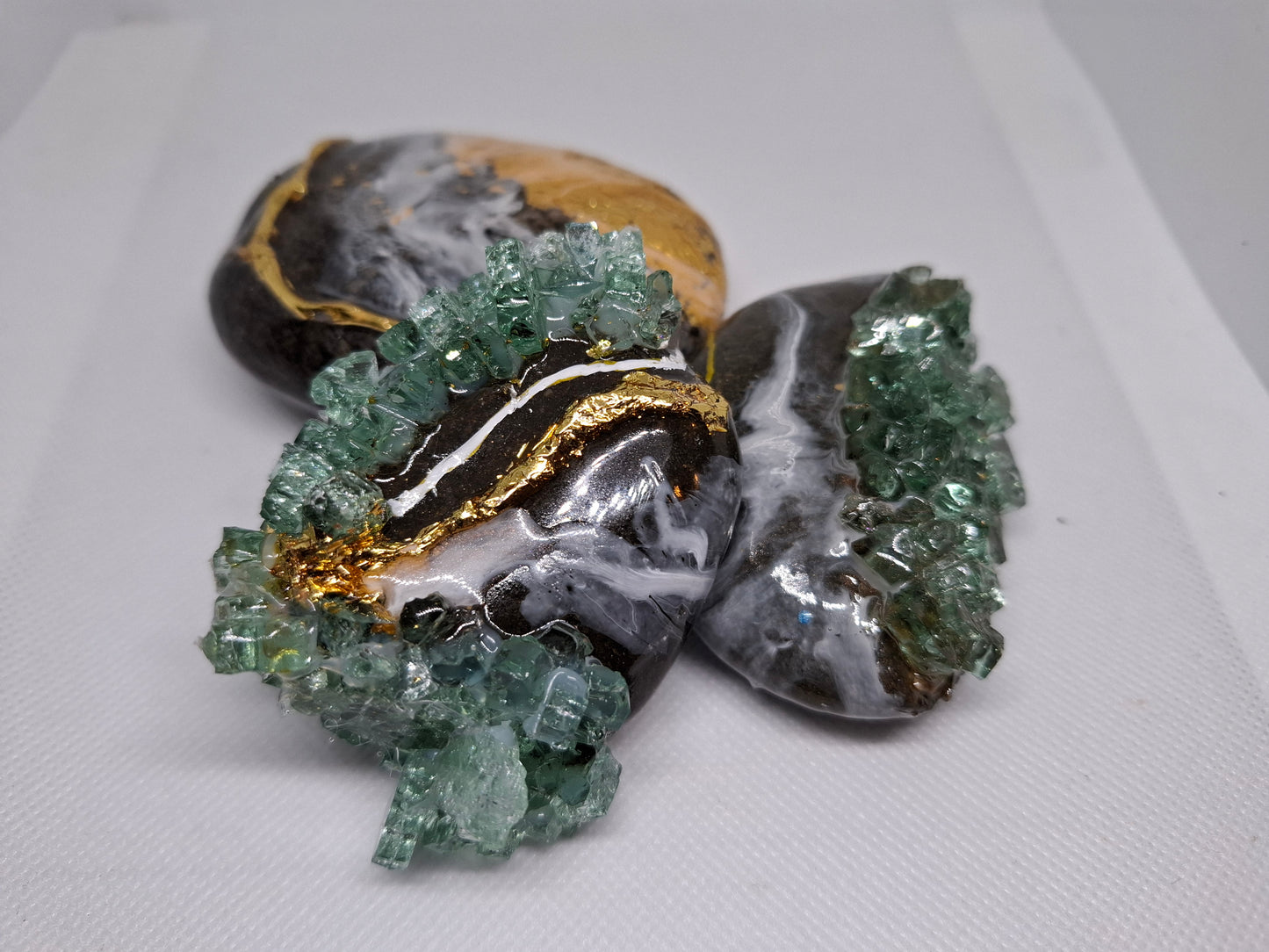 Resin Crystal Rocks; small, gold & white collection
